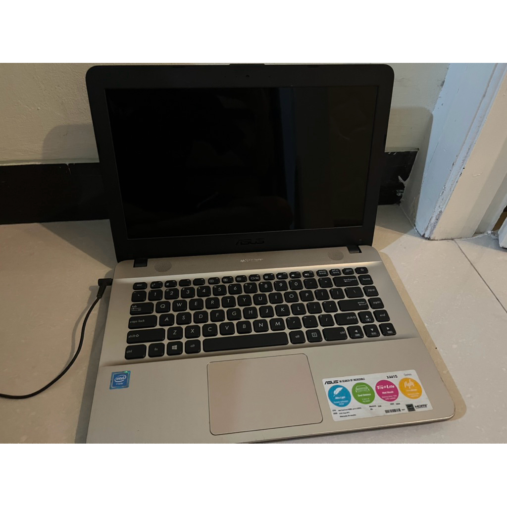 Asus X441S, Celeron N3060, 2 GB RAM, 500 GB HDD