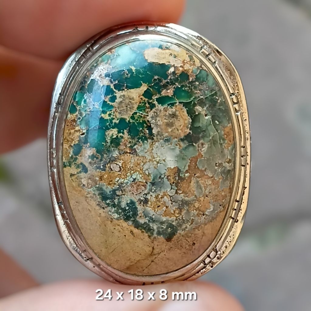 NATURAL PIRUS PERSIA HIJAU DAUN