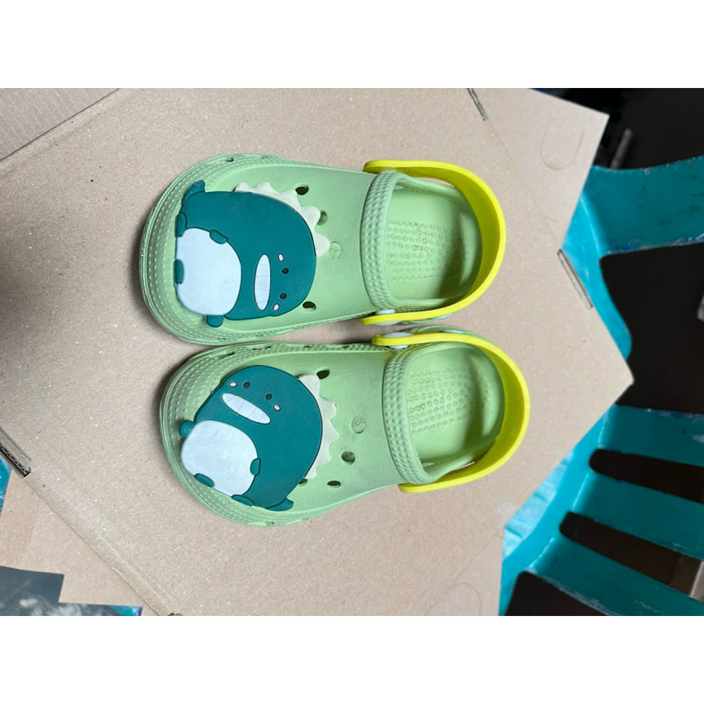 [PRELOVED] Sandal Anak Cheerful Mario 14cm