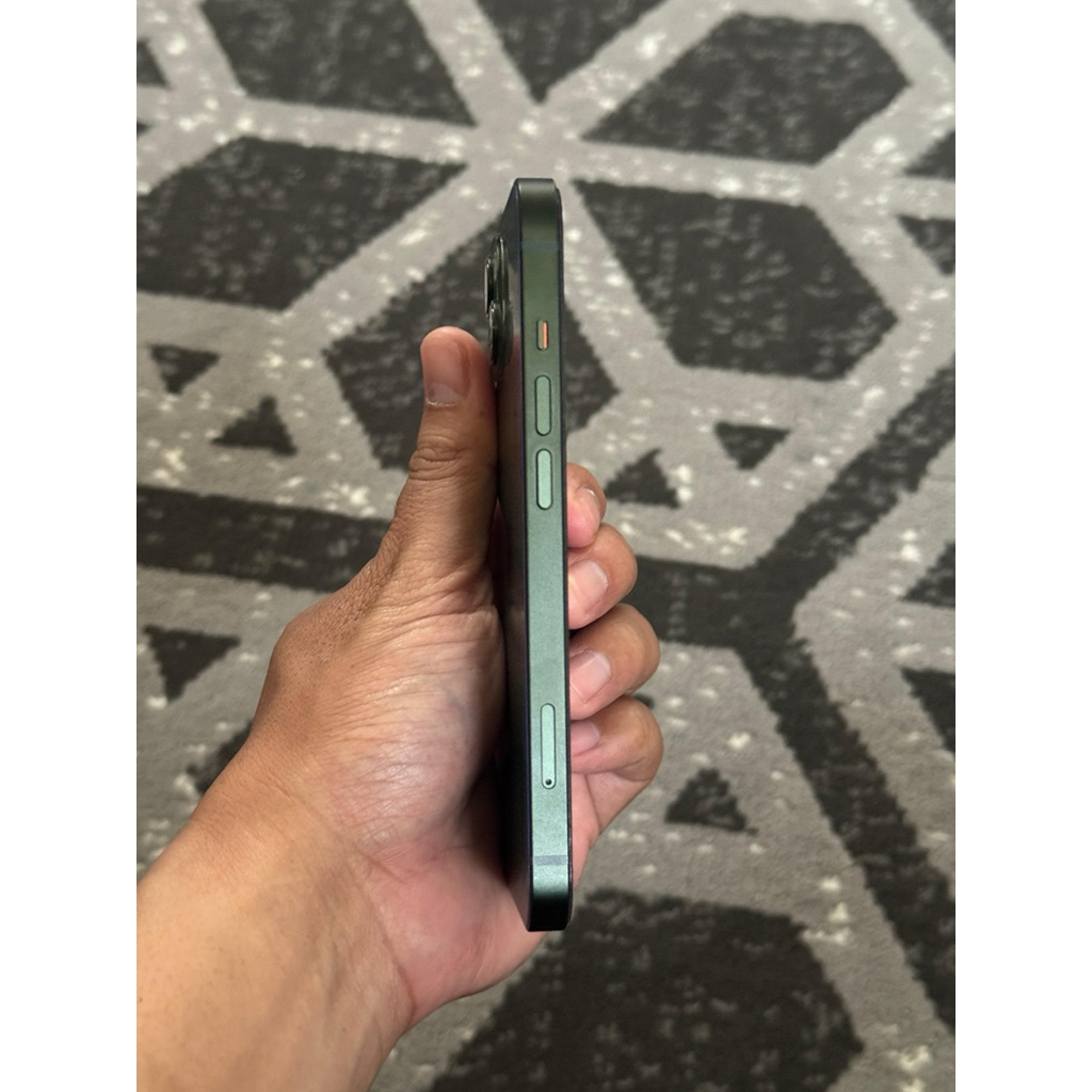 Iphone 13 resmi bea cukai