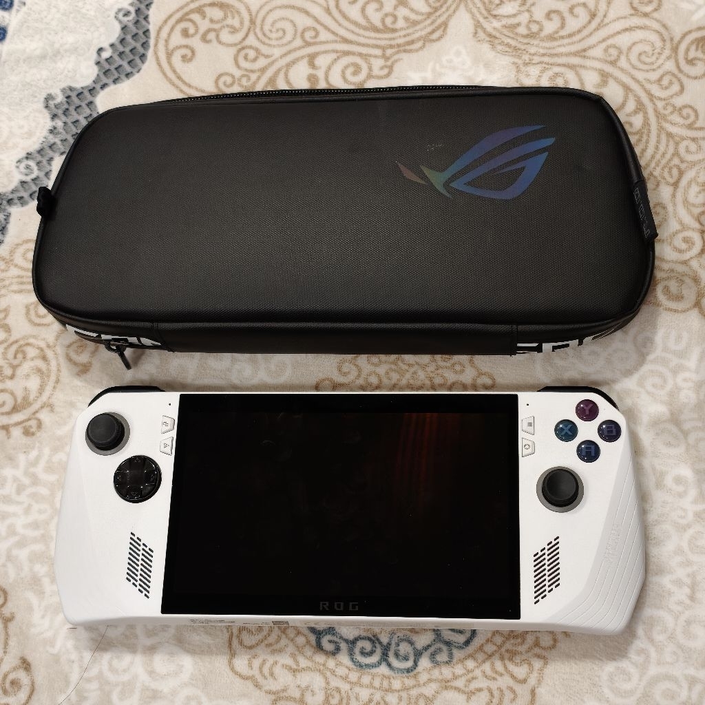 ASUS ROG ALLY Z1 EXTREME 2TB