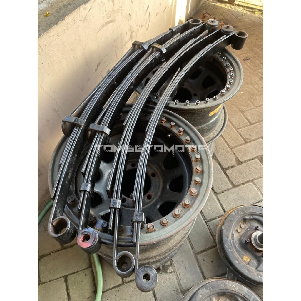 Per Daun jimny katana depan belakang