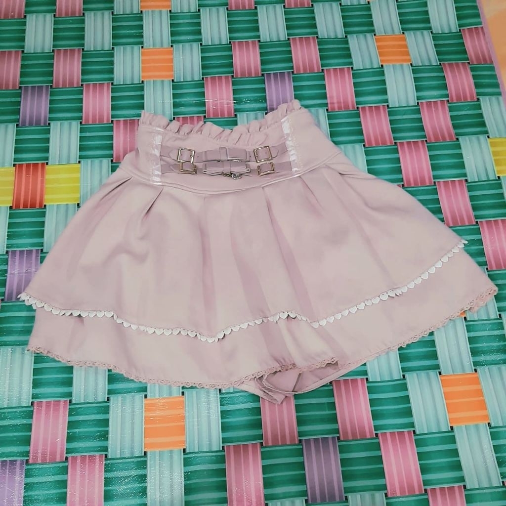 WTS rok LizLisa Dupes