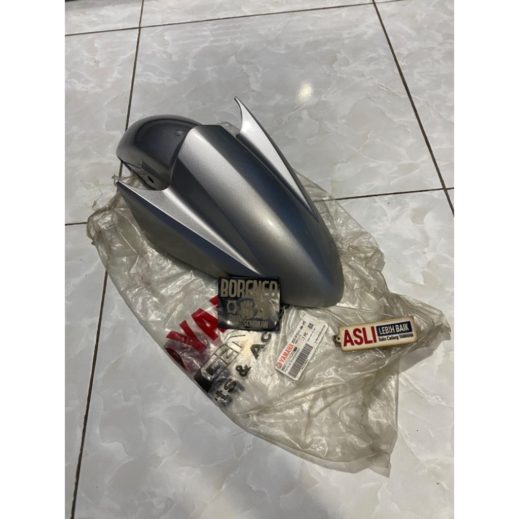 spakbor depan nouvo z silver slebor depan nouvo z silver original yamaha