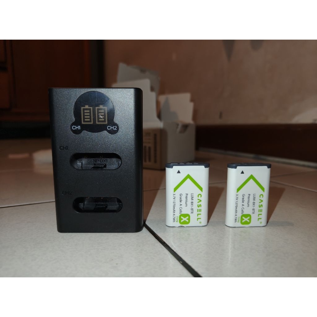 Casell Paket Baterai Sony NP-BX1 + Dual Charger - Second (for Sony ZV 1 RX 1 RX 100 HX WX etc.)