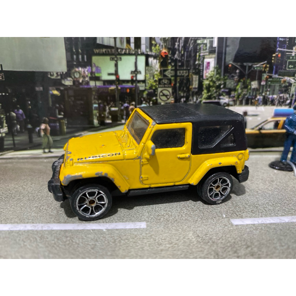 JUNK Majorette Jeep Wrangler Kuning