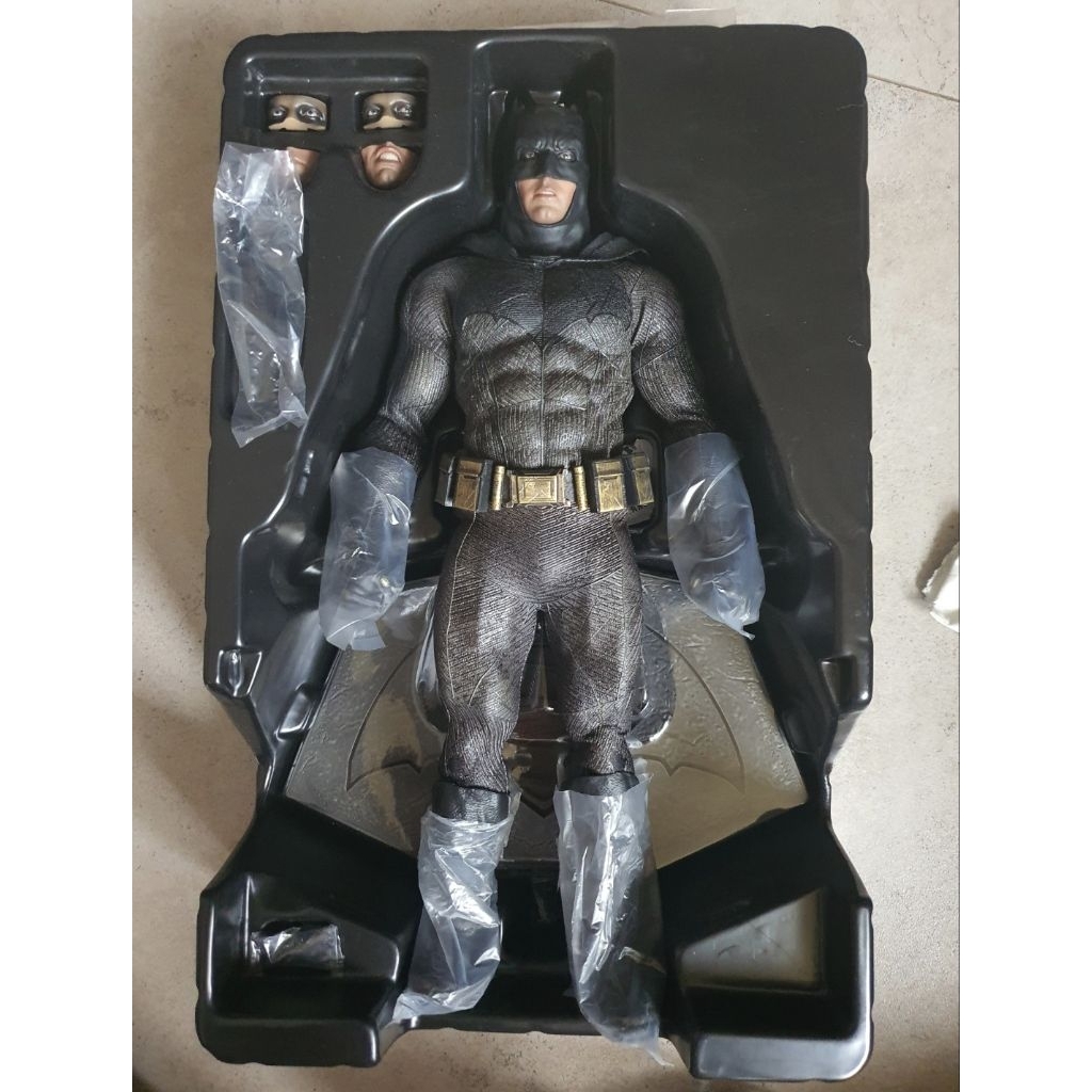 Hot Toys Batman BVS