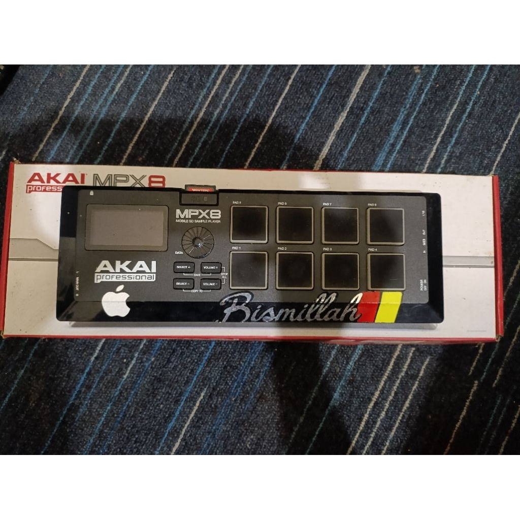 AKAI MPX 8