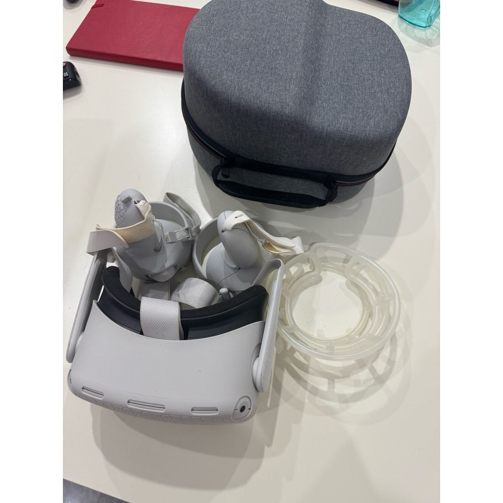 Oculus Quest 2 64gb + accessories