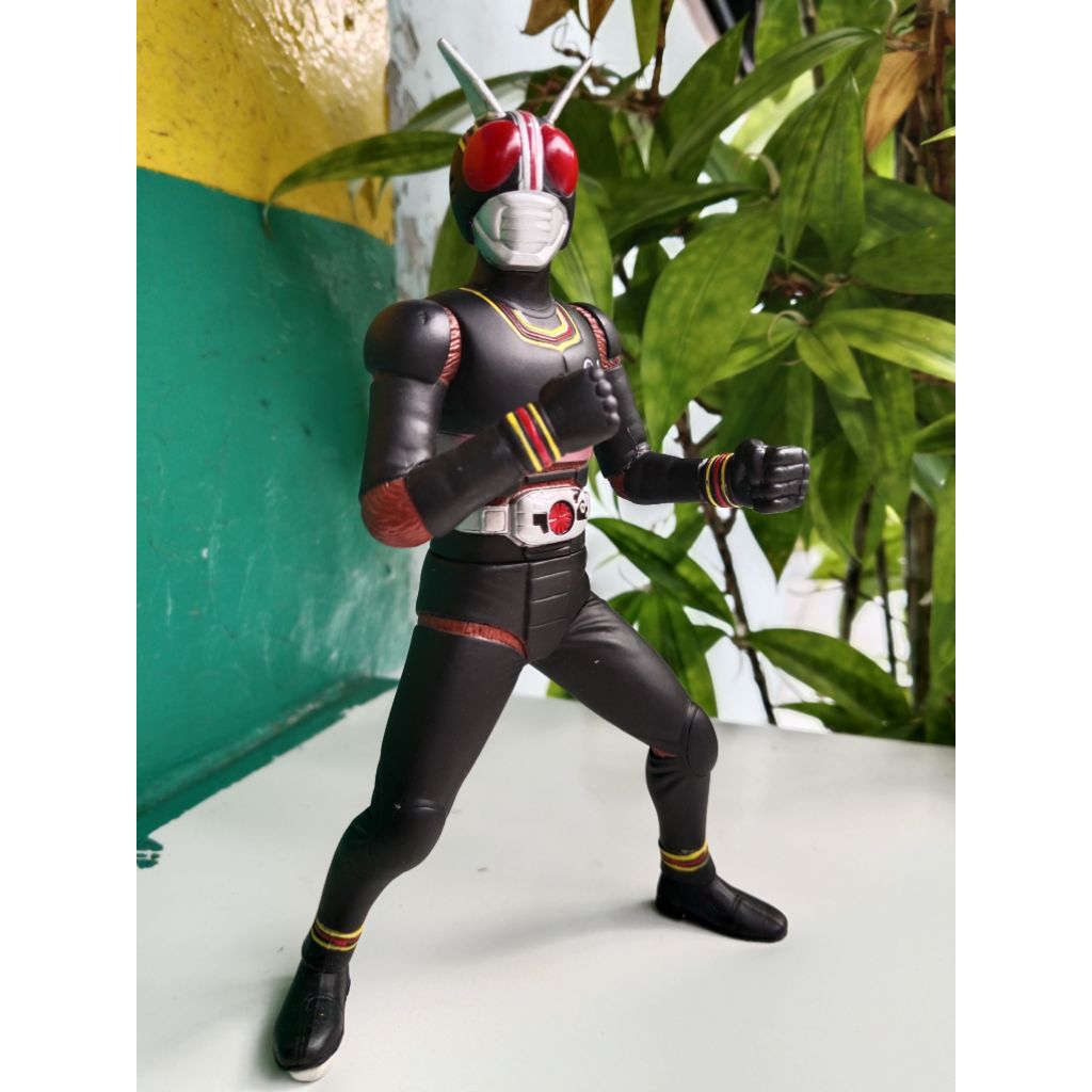 rhs pose kamen rider black tinggi -+17cm ori banpresto