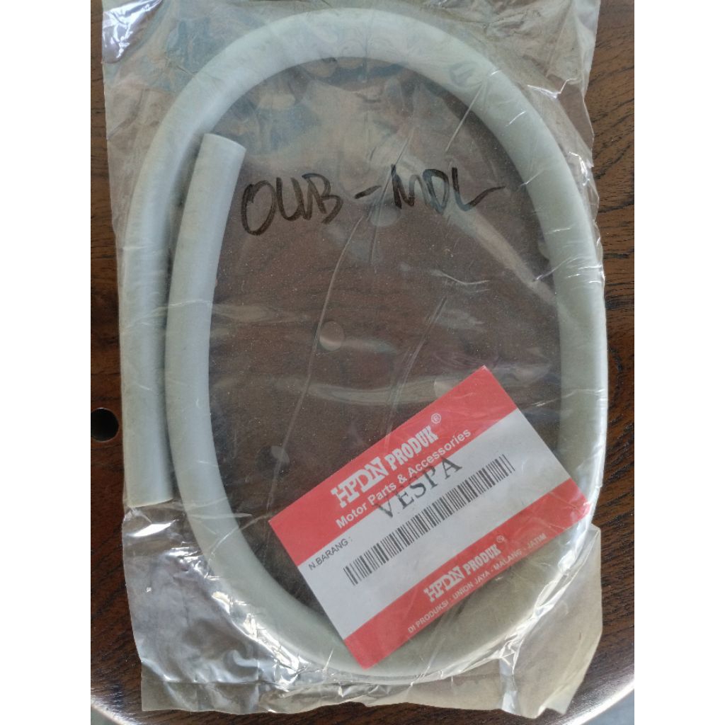 Selang bensin Vespa 2T