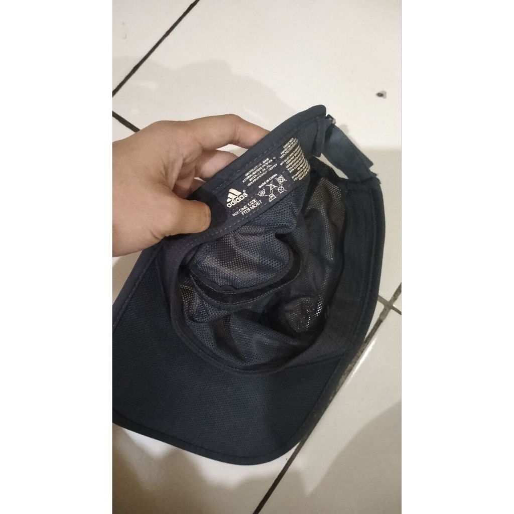 Adidas running cap