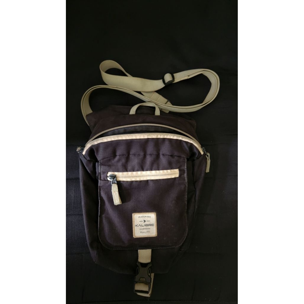 Tas selempang pouch Kalibre