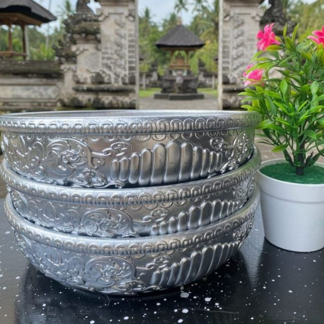 BOKOR SODAN BALI SILVER UKURAN 20CM