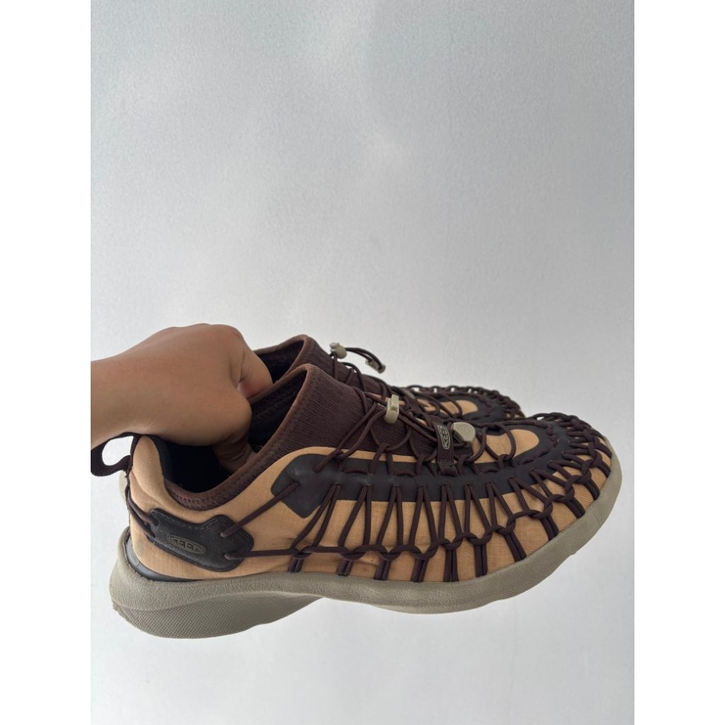 KEEN Men's Uneek SNK Sneaker SECOND ORIGINAL
