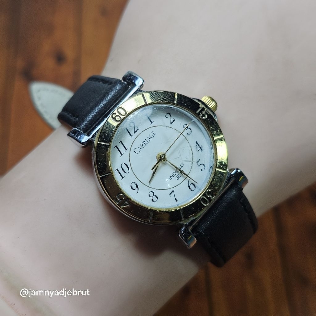 Jam Carriage by Timex Indiglo Gold White Ladies Bekas