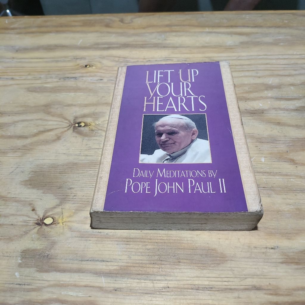 Buku Life Up Your Hearts