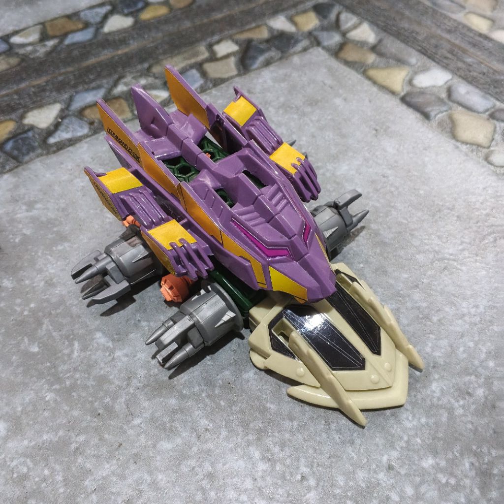 Crush Gear Jaguar Commander Replika, Chassis Bandai