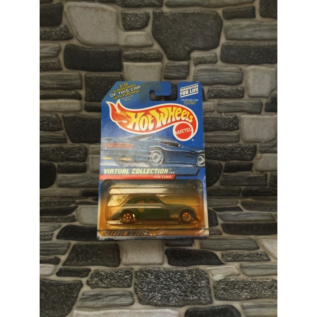 Hot Wheels 1936 Cord Hijau - Blue Card