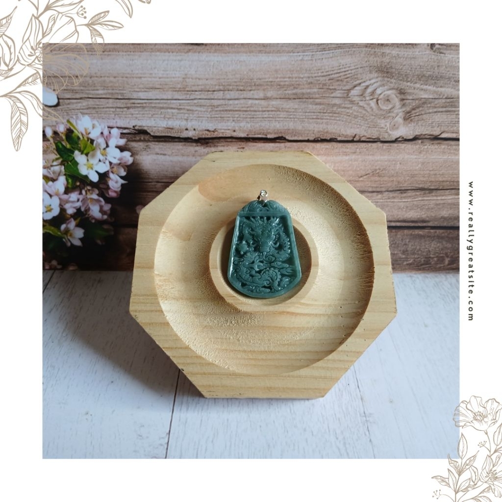 Liontin Giok Asli Ukir Naga