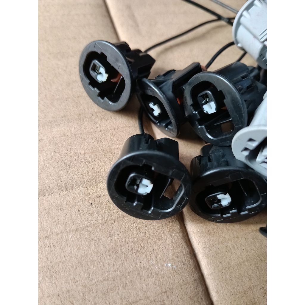 soket switch oli buat mobil Toyota avanza Xenia Veloz Yaris Vios limo