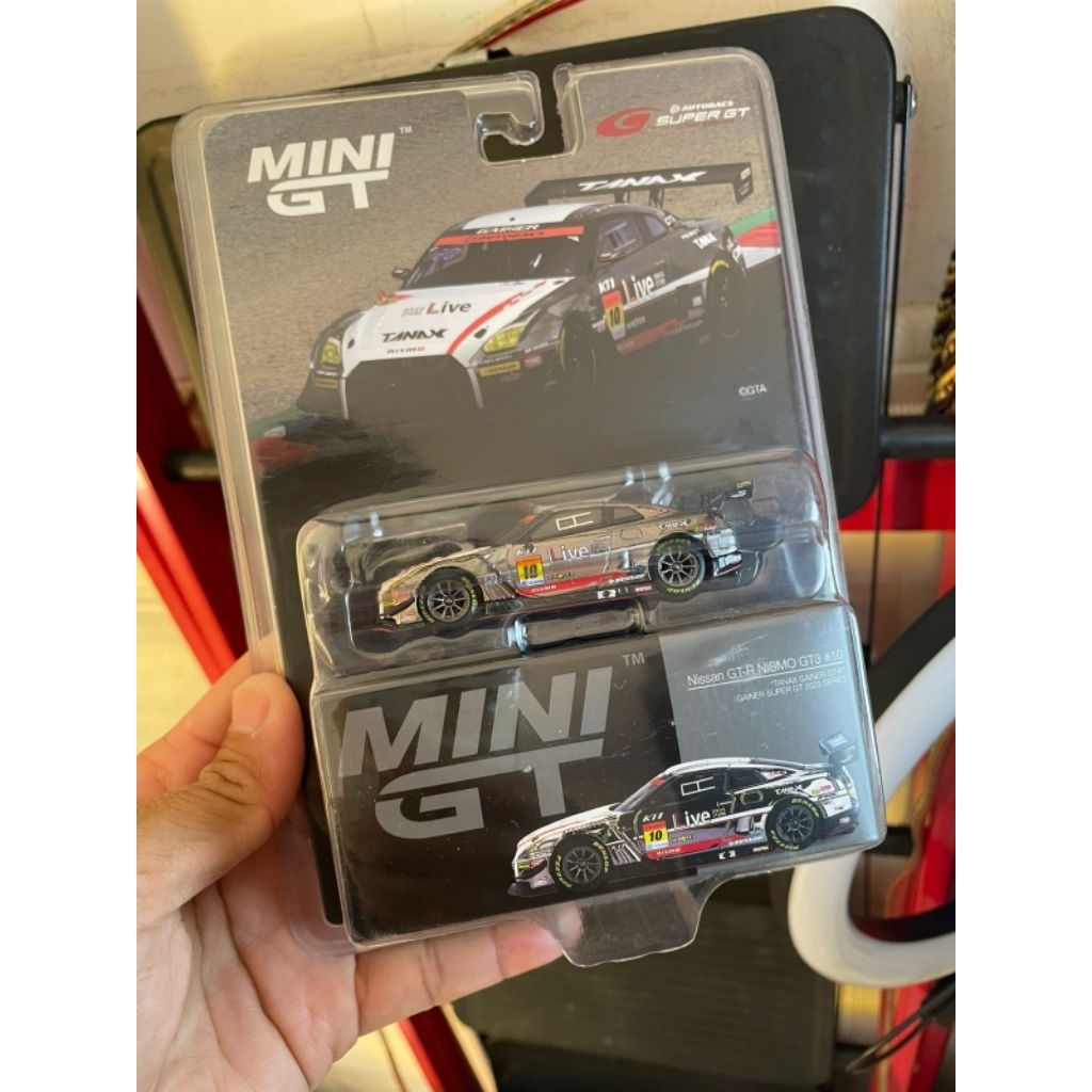 MINI GT NISSAN GTR NISMO GT3