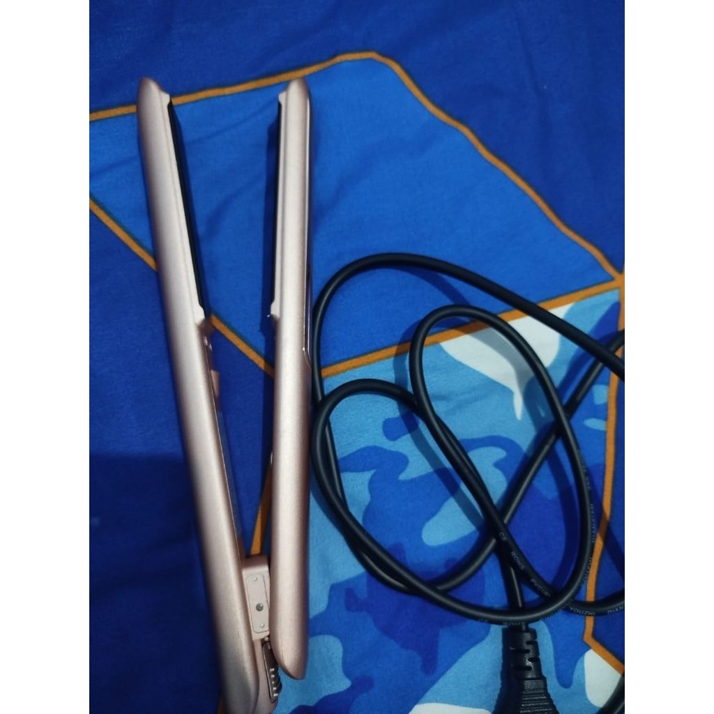 Catokan Kurly/Lurus Kucuu