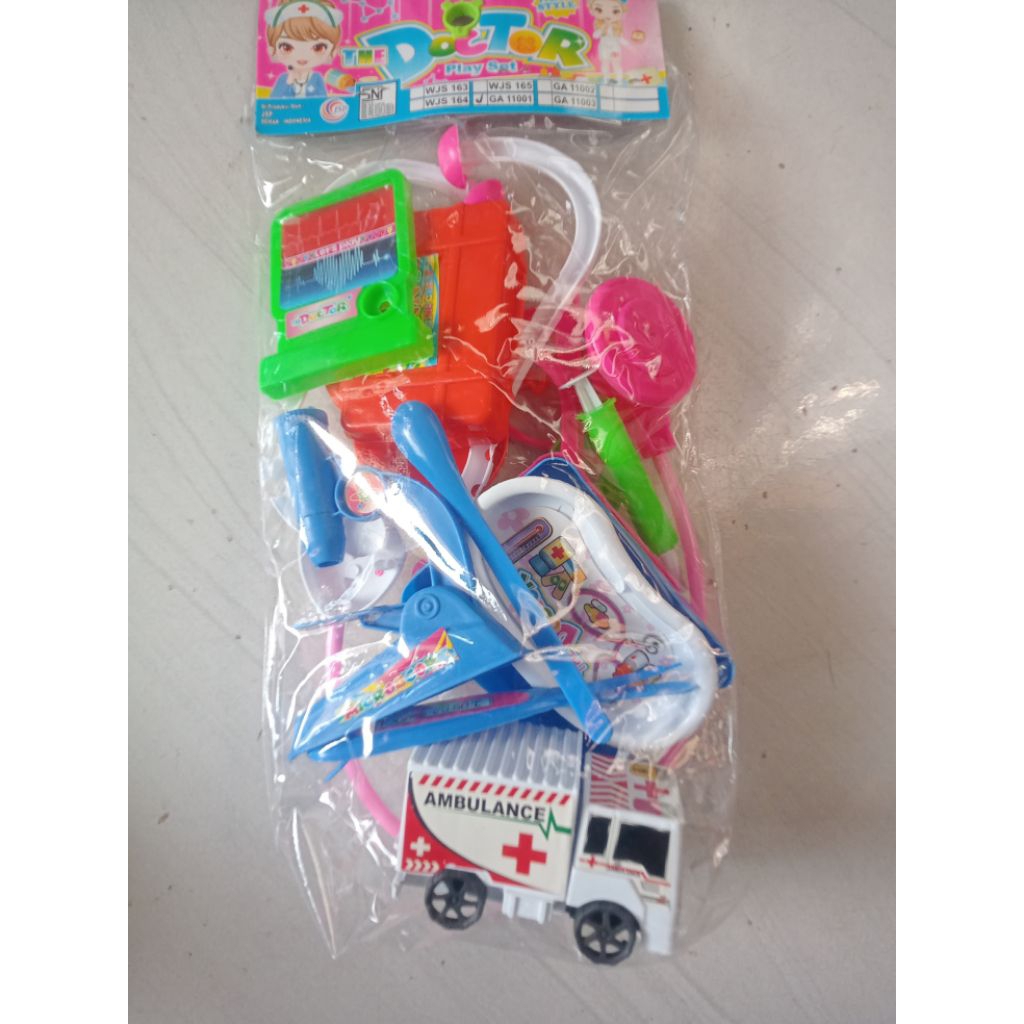 mainan dokter plus mobil ambulance mini GA11001