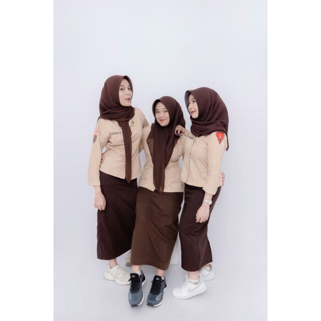 Rok span panjang Pramuka belah depan SMP SMA