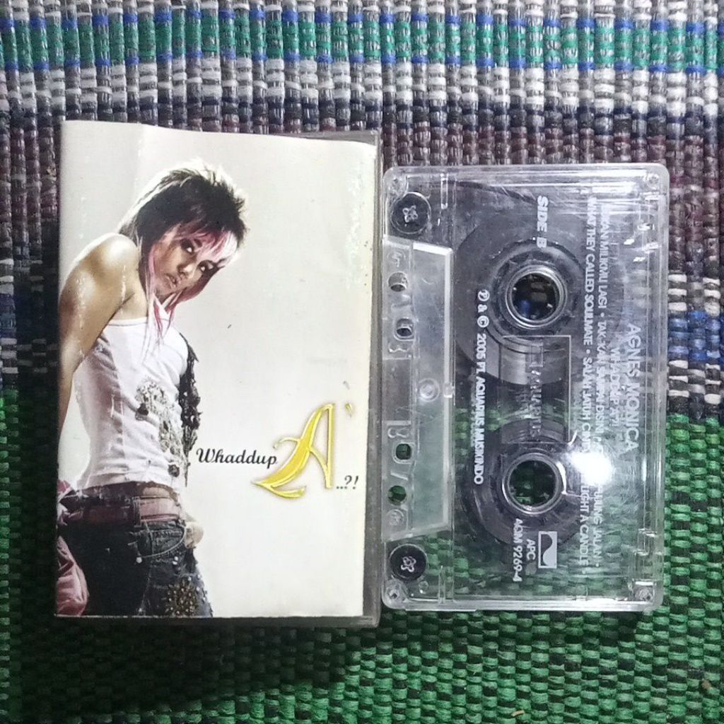 kaset tape Agnes Monica