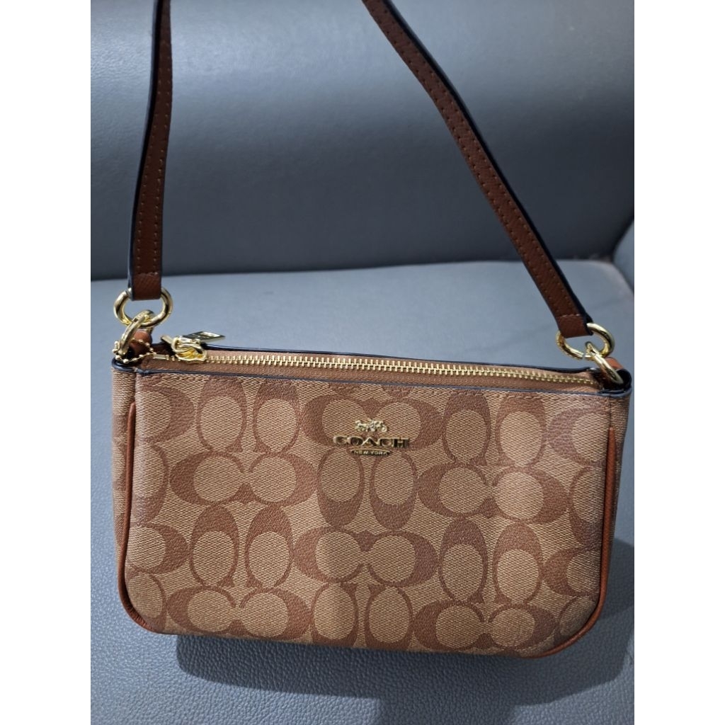 (PRELOVED) Coach top handle bag