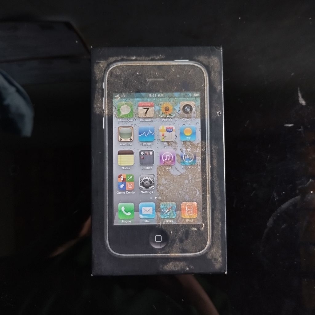 Box iPhone 3GS 8gb (baca deskripsi produk)