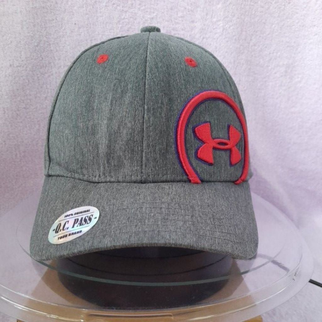 topi brand second (UNDER ARMOUR)SZ 54,55,56