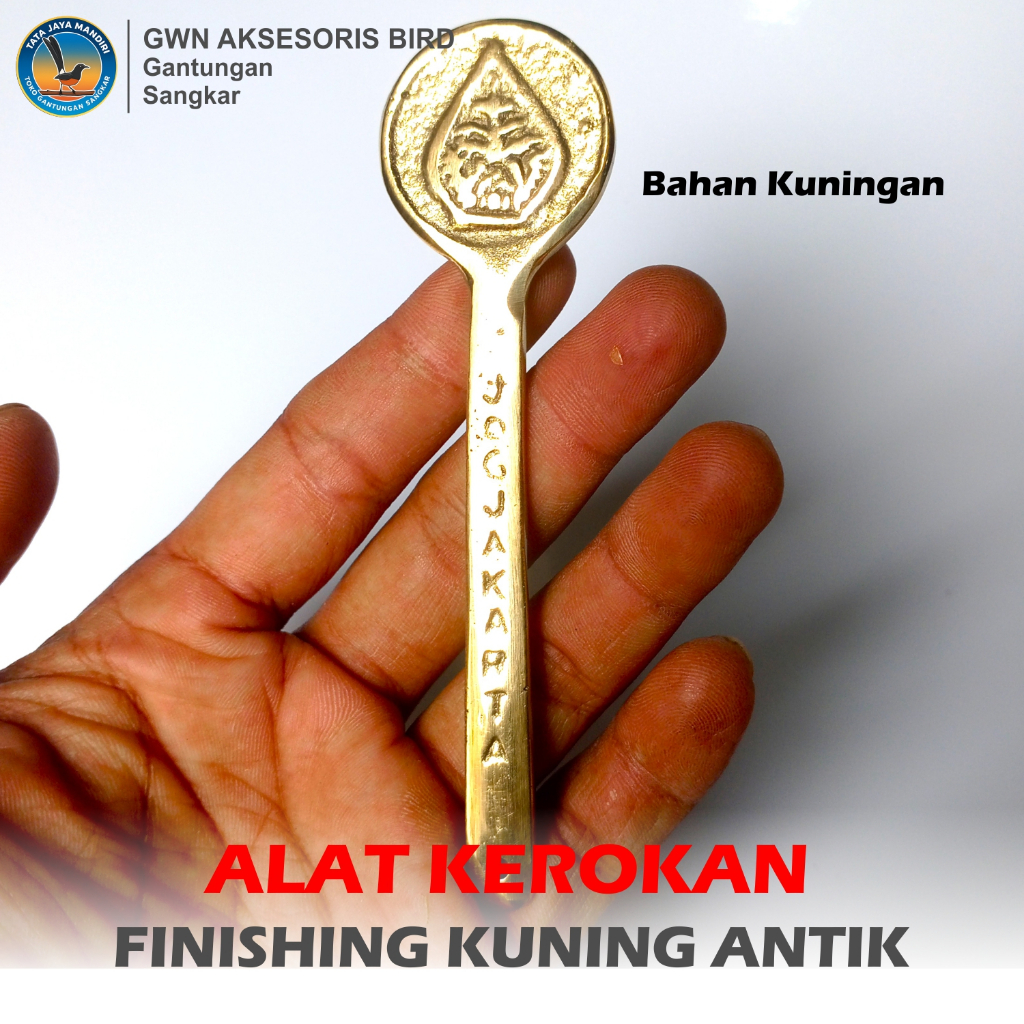 ALAT KEROKAN KUNINGAN ANTIK MOTIF WAYANG GUNUNGAN