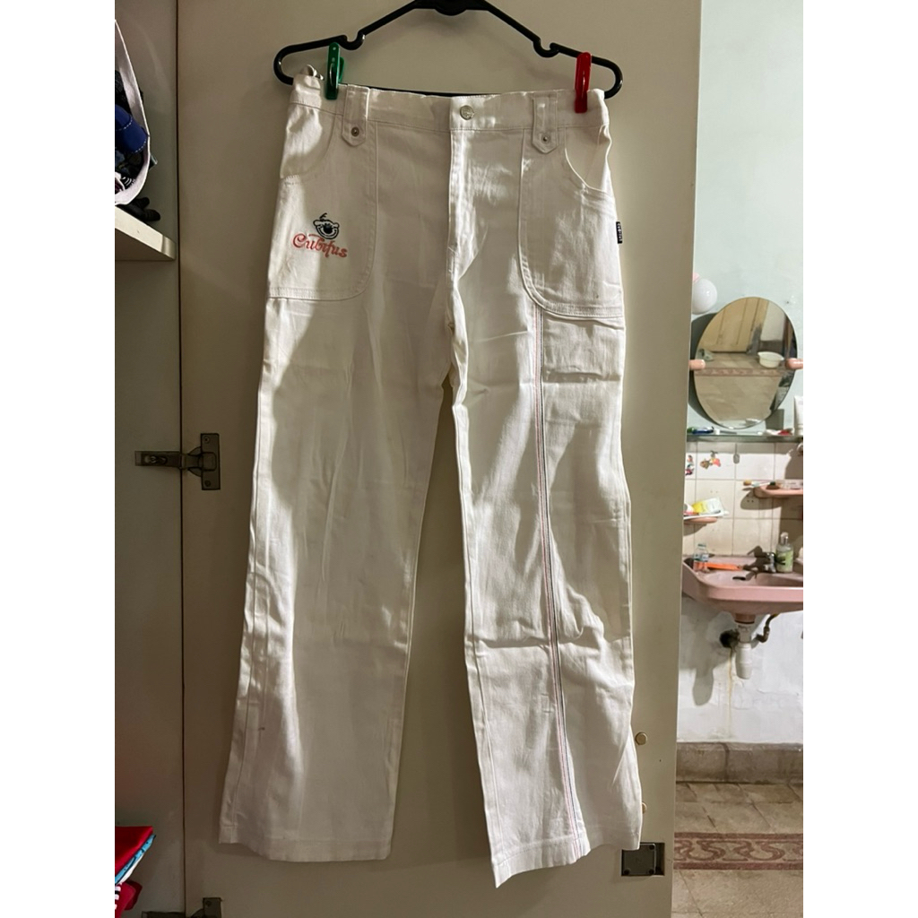 Celana Panjang Wanita Putih Merk Cubitus