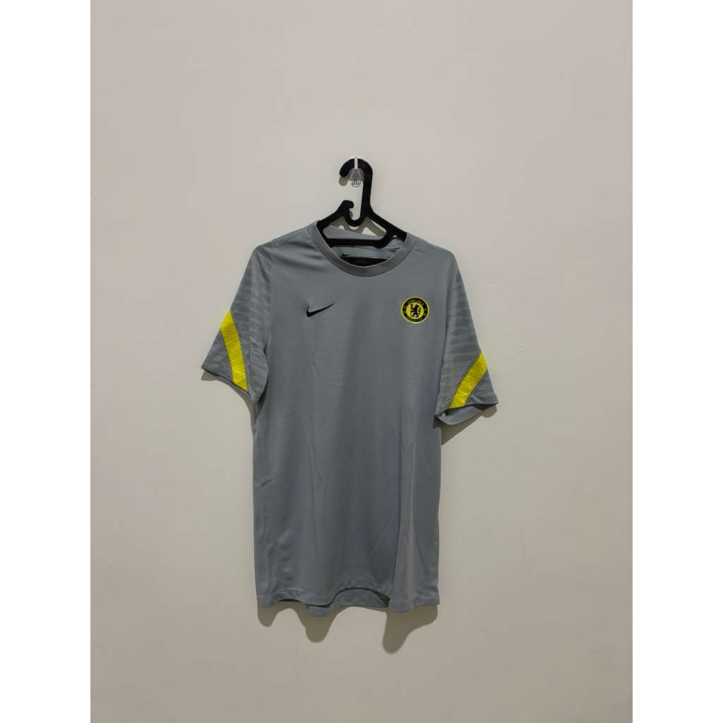 Preloved Training Jersey Chelsea Original
