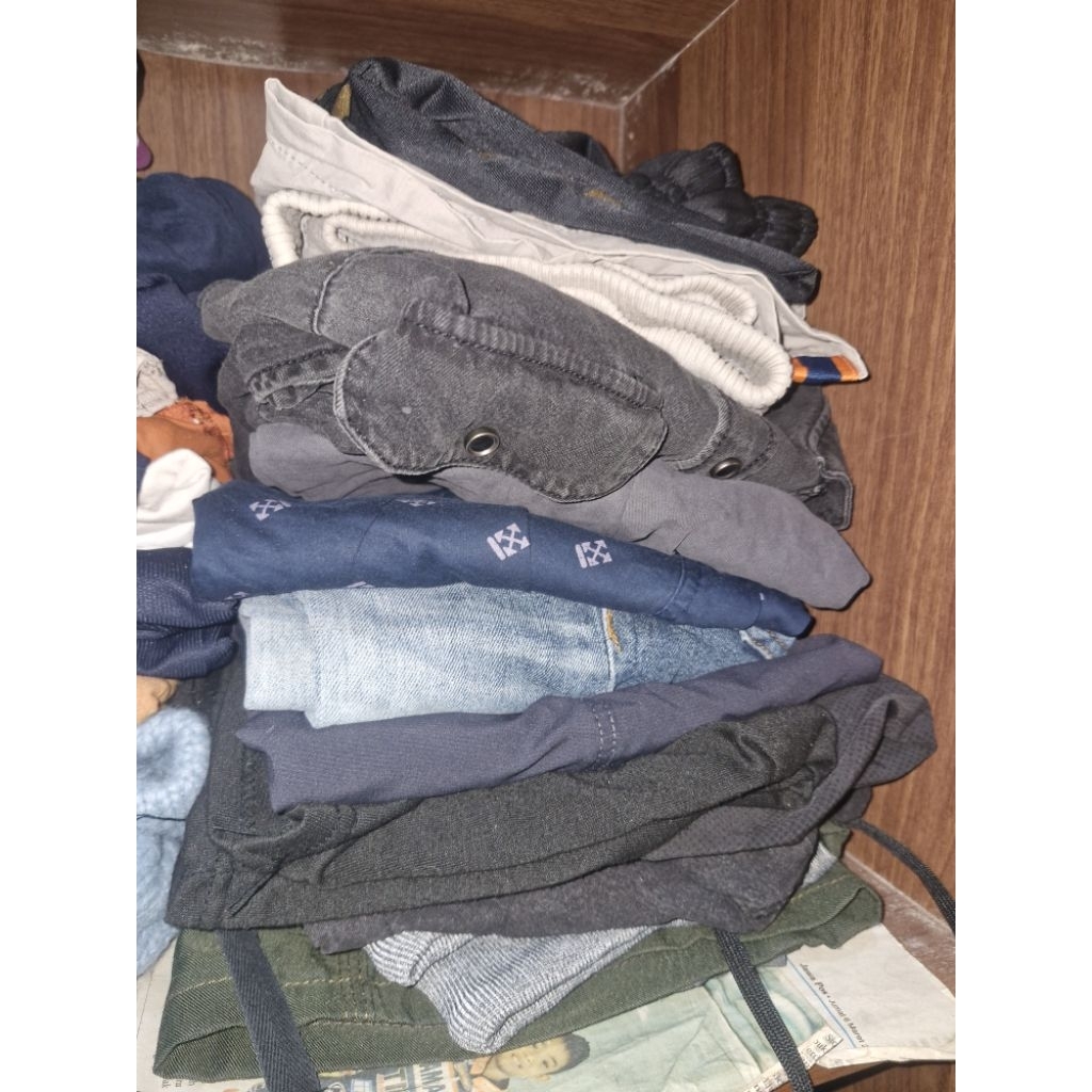 Celana pendek pria 1 kodi