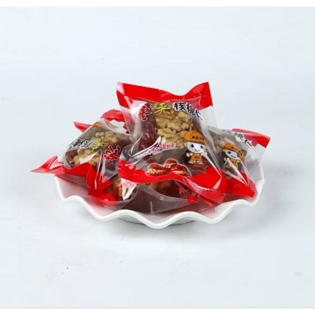 angcou walnut jujube (kurma merah) isi kacang walnut harga 1 pcs. cemilan vegetarian