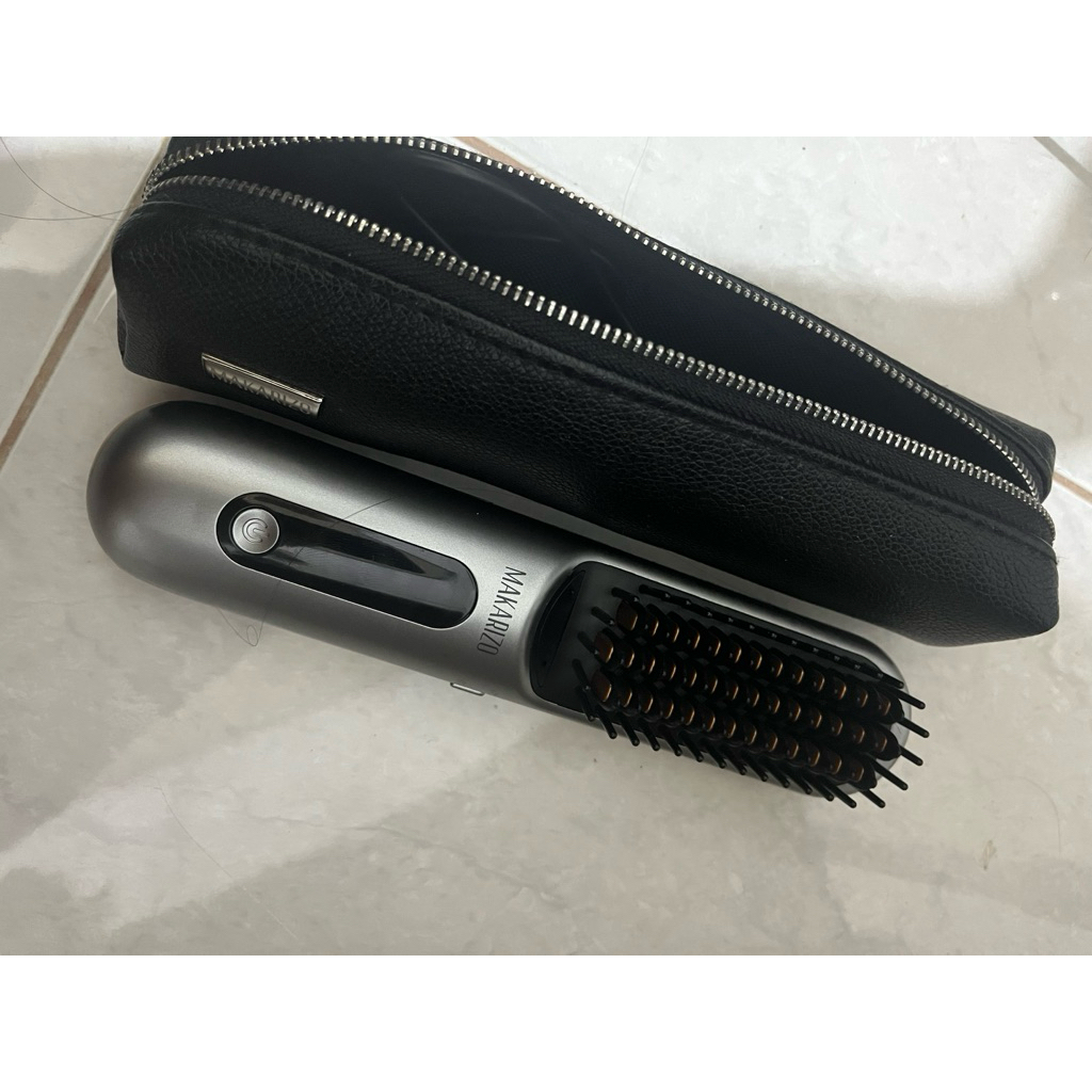 Makarizo Asters MOVA Sisir Catok 100% Original, Desain Ringan dan Portabel