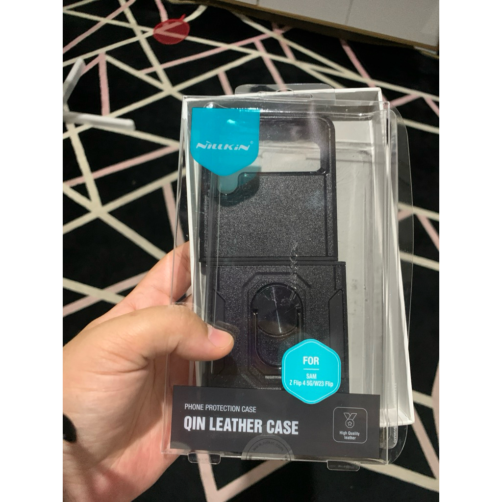 case z flip 4