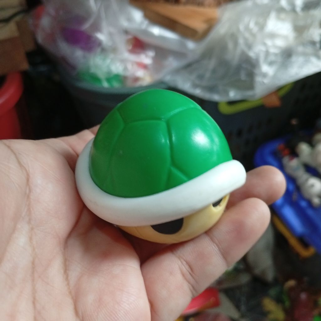 happy meal toys Mario Bros green turtle