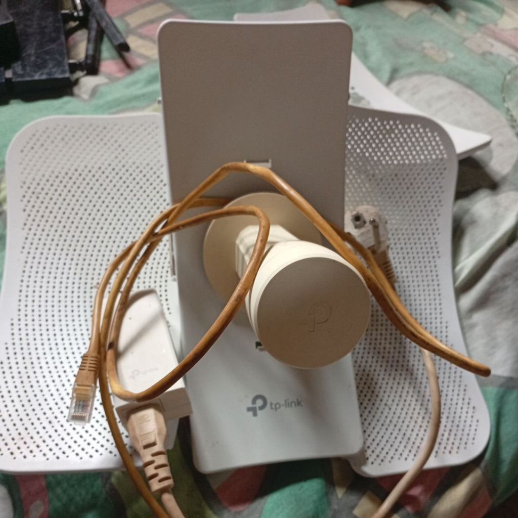 TPLINK CPE610 5GHz 300Mbps 23dBi Outdoor RT RW NET NEMBAK WIFI ID WMS PTP PELOSOK PEDESAAN HOTSPOT P