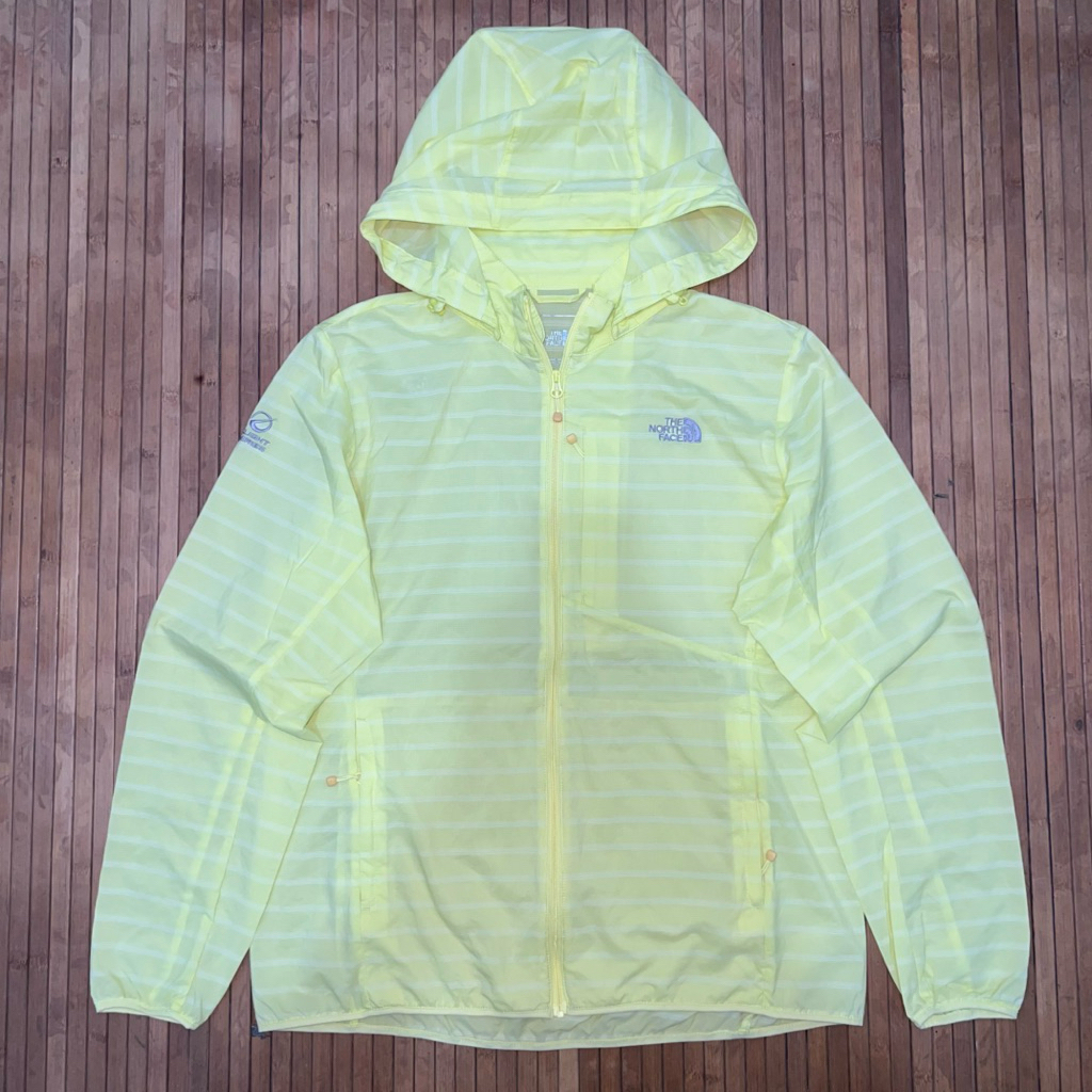 THE NORTH FACE WOMENS FLIGHT SERIES LIGHTRISER WINDPROOF NYLON HOODED JACKET
