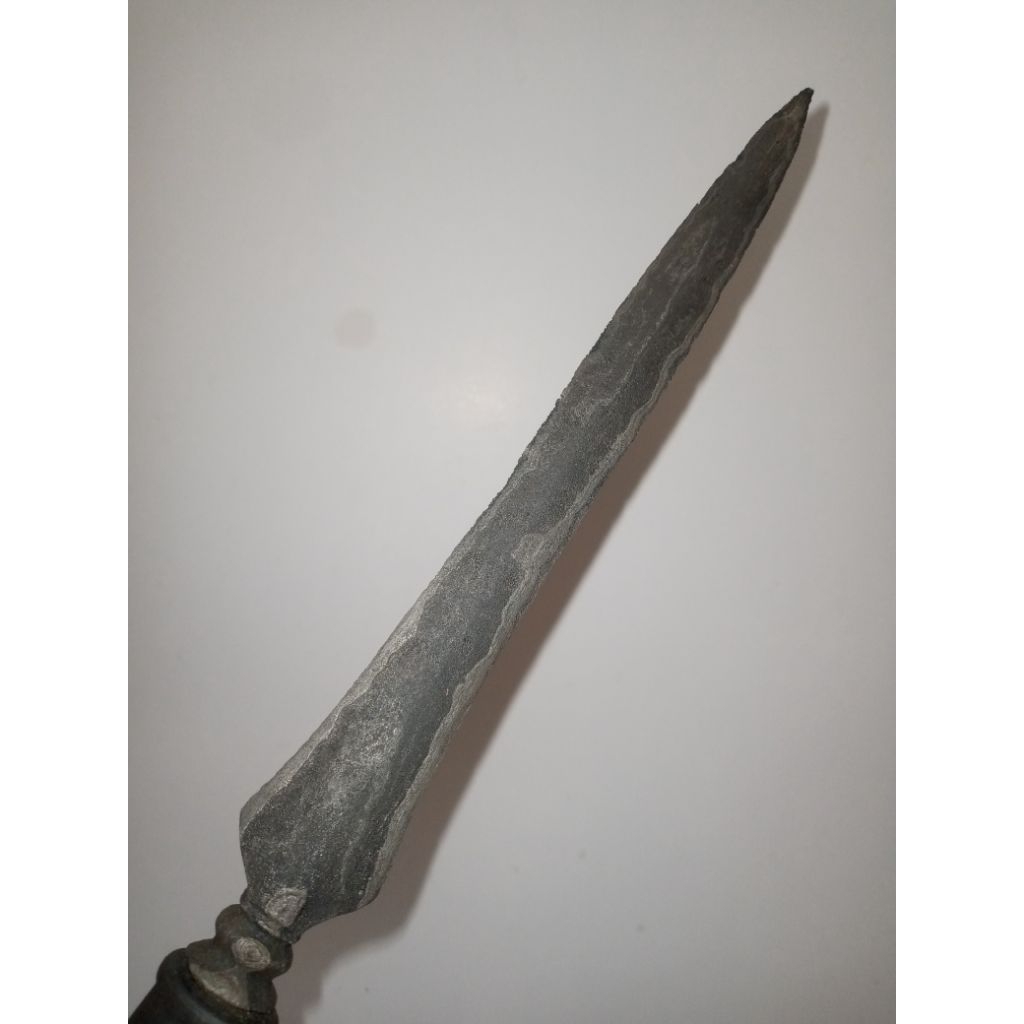 Tumbak Biring Pamor Wengkon isen (sepuh)