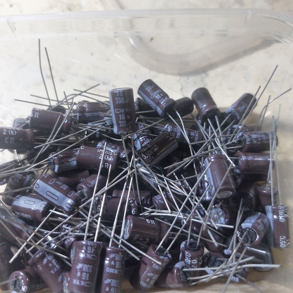 Elco 330uf 16v kapasitor 330 uf 16 v