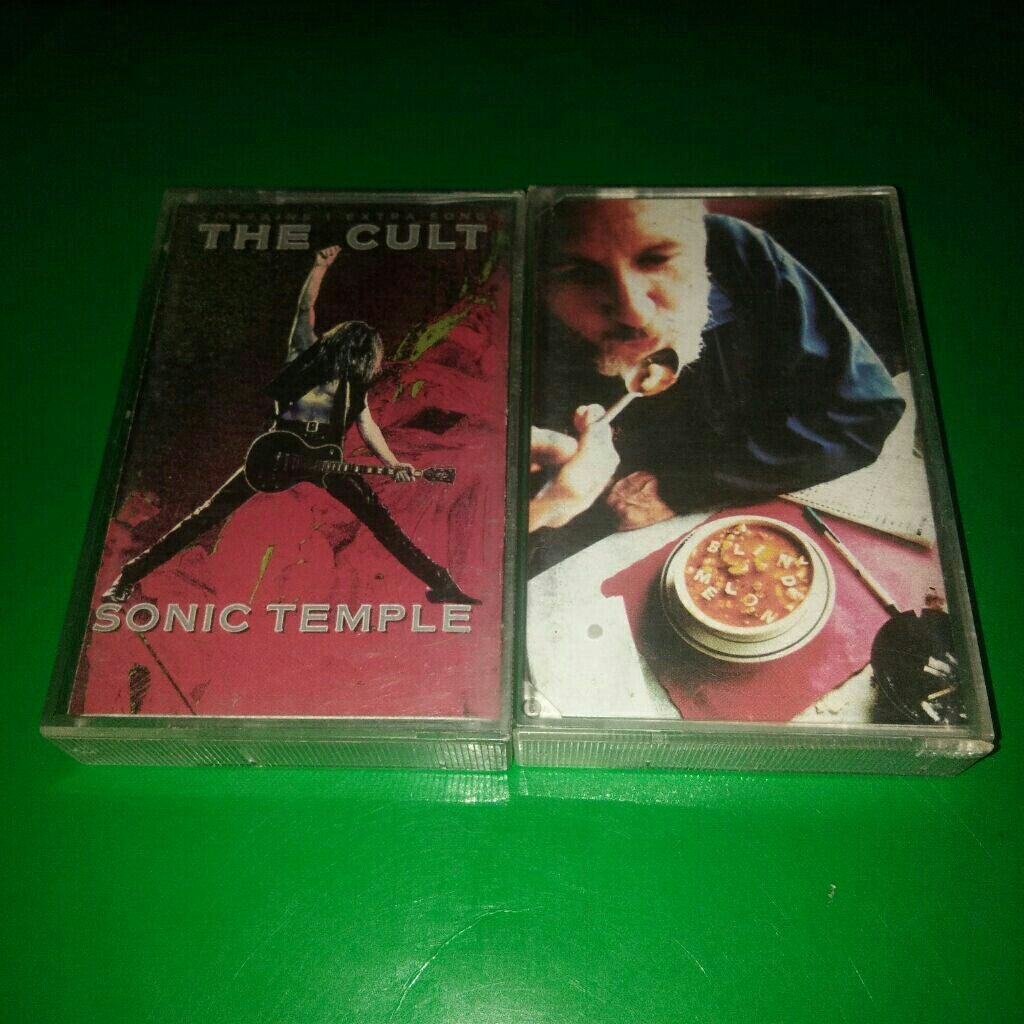 kaset pita cult Sonic temple n blind melon soup impor