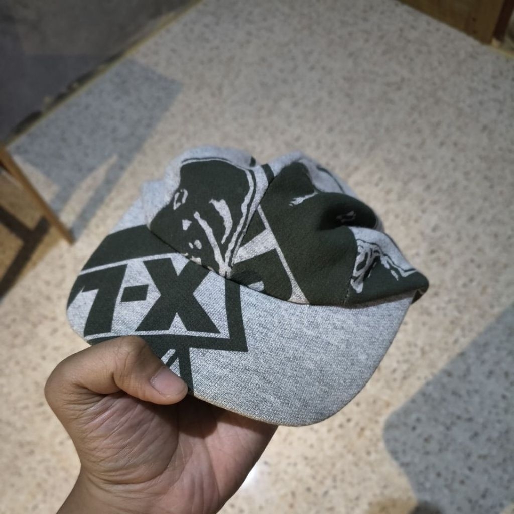 xlarge cap