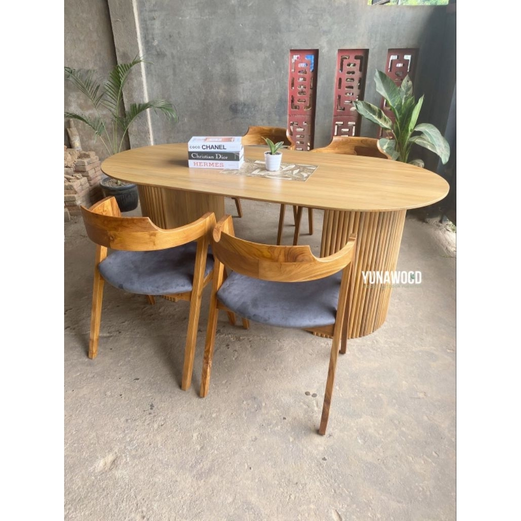 meja makan minimalis,meja makan modern