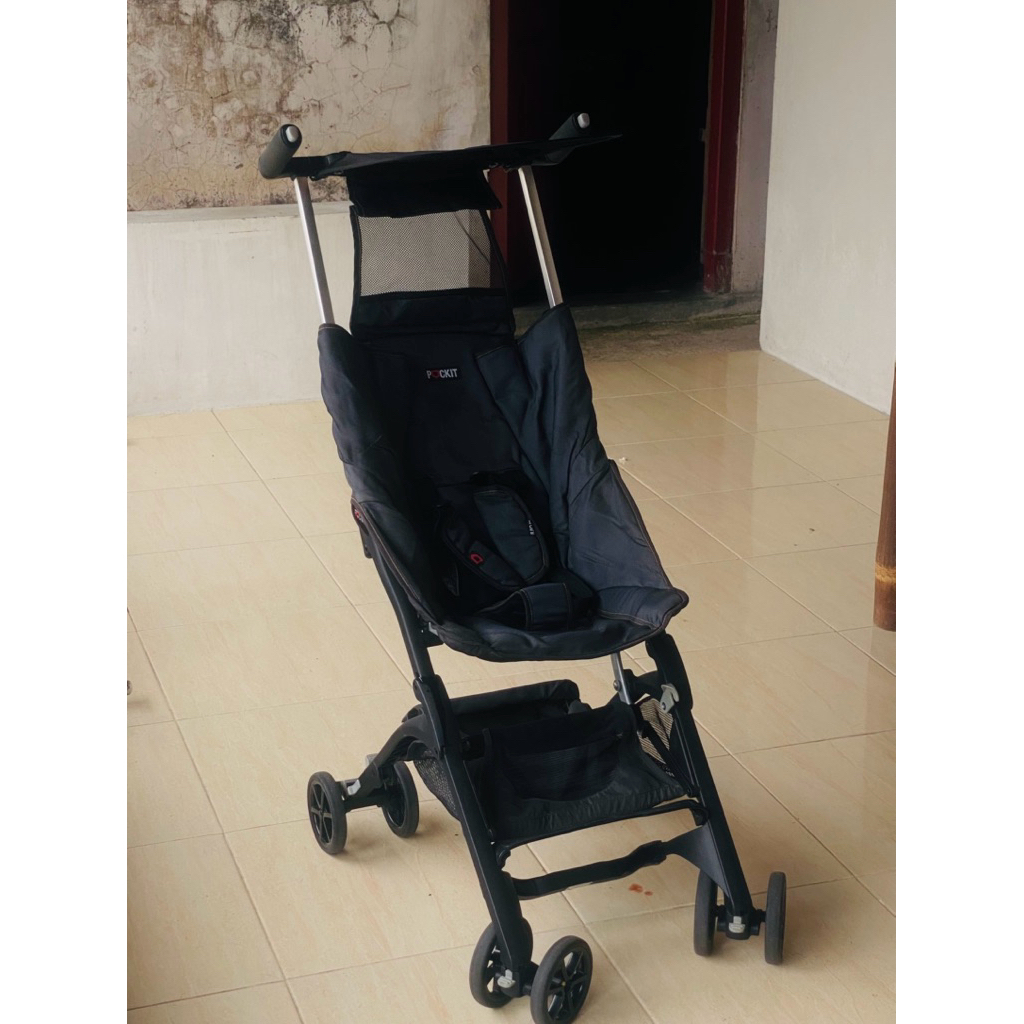 Pockit gen 5 hitam by chocholate