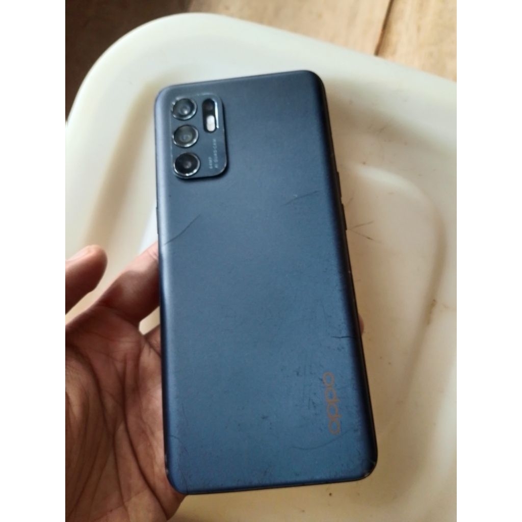 hp opo oppoo reno6 ram 8gb rom 128gb bekas